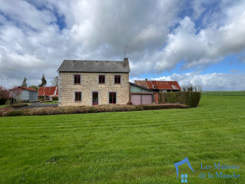 Maison à la campagne avec 9500m²