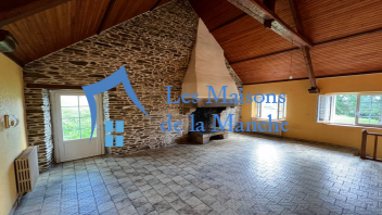 Maison en pierre secteur Brécey 50370