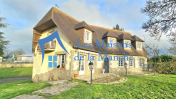 Maison familiale 7 pièces – 171 m² habitables (213 m² exploitable) – Terrain 4 400 m² – Sous-sol complet – Proche Saint Hilaire du Harcouët