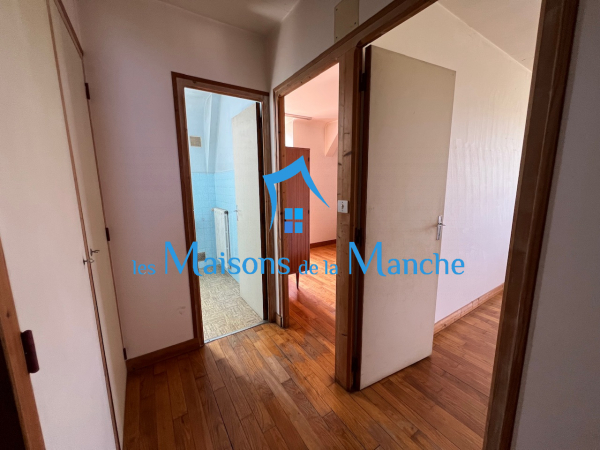 Maison 120m2 + bâtiment annexe 164m2