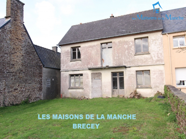 Maison entièrement à rénover dans les environs de BRECEY