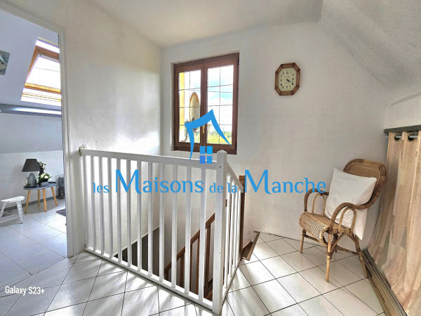 Maison pleine de charme à Poilley, emplacement idéal, cadre paisible