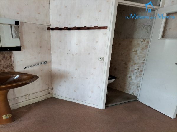 Maison de 94 m² dans centre ville de BRECEY