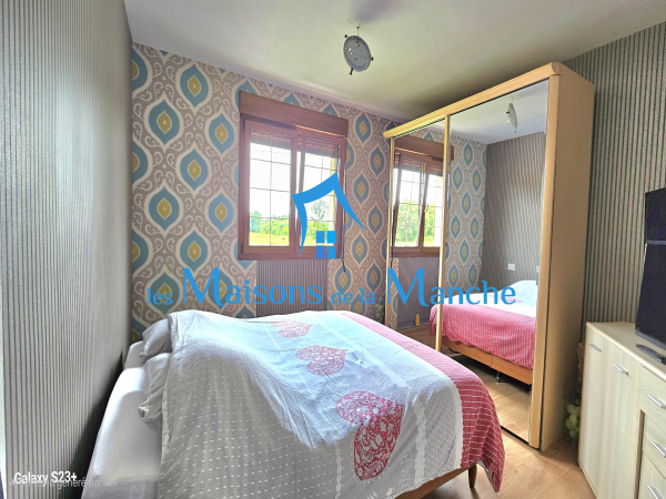 Maison pleine de charme à Poilley, emplacement idéal, cadre paisible