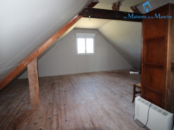 Maison de type pavillon de 114 m² avec terrain d'environ 1,25 ha