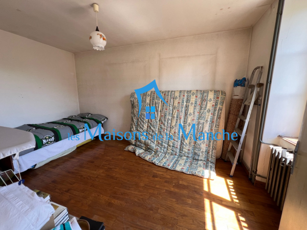 Maison 120m2 + bâtiment annexe 164m2