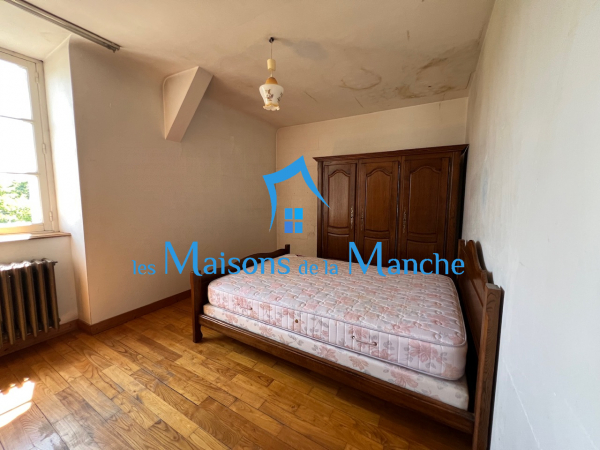 Maison 120m2 + bâtiment annexe 164m2