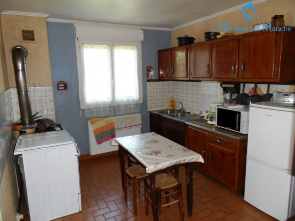 Maison à 3 minutes de BRECEY à rafraîchir