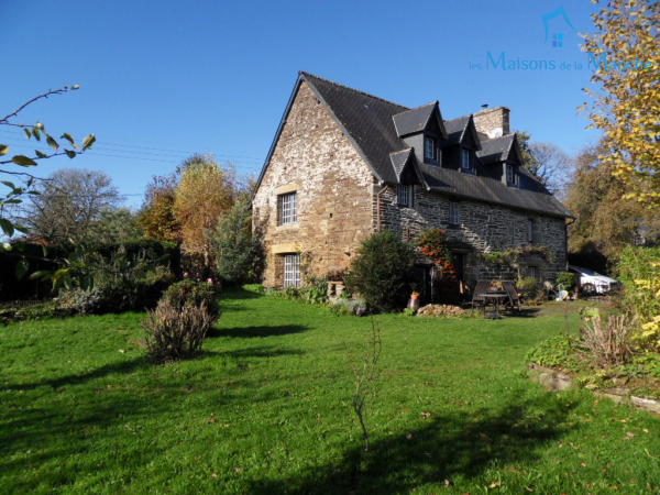 Charmante maison en pierre de 206 m²
