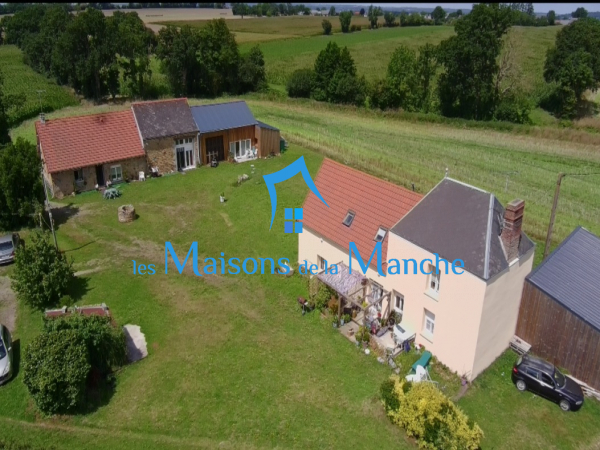 Ensemble immobilier rare à Précey, au calme, en bout d'impasse – Proche Mont-Saint-Michel