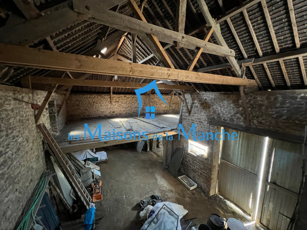 Maison 120m2 + bâtiment annexe 164m2