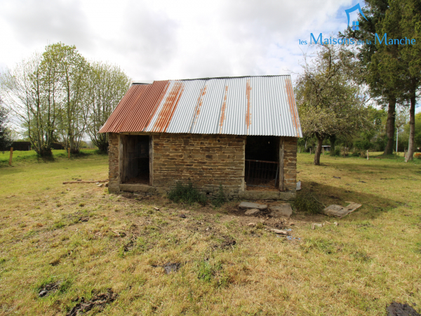 Longère à rénover en campagne, bon potentiel
