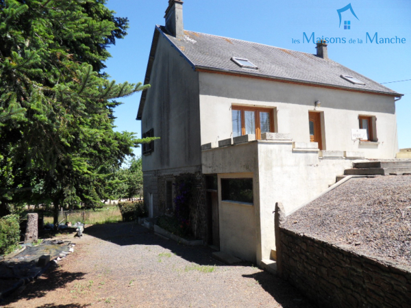 Maison à 3 minutes de BRECEY à rafraîchir