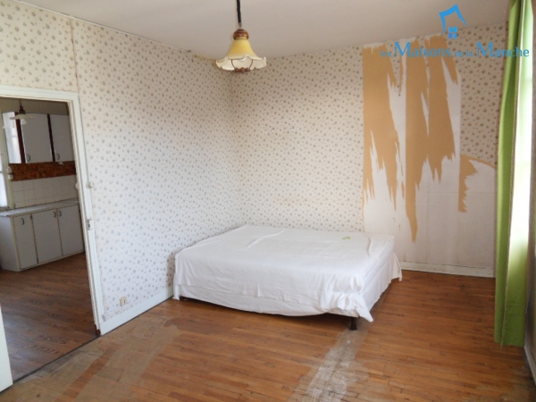 Maison de 103 m² dans bourg LA MANCELLIERE (50540)