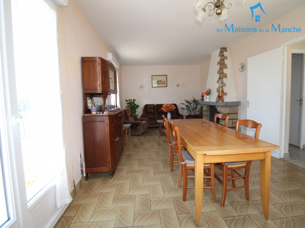 Maison de type pavillon de 114 m² avec terrain d'environ 1,25 ha