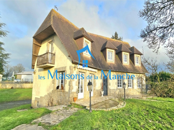 Maison familiale 7 pièces – 171 m² habitables (213 m² exploitable) – Terrain 4 400 m² – Sous-sol complet – Proche Saint Hilaire du Harcouët