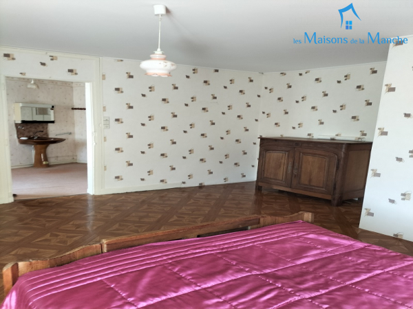 Maison de 94 m² dans centre ville de BRECEY