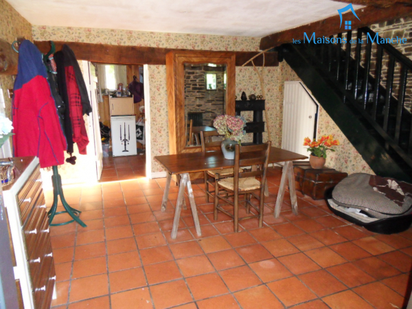 Charmante maison en pierre de 206 m²