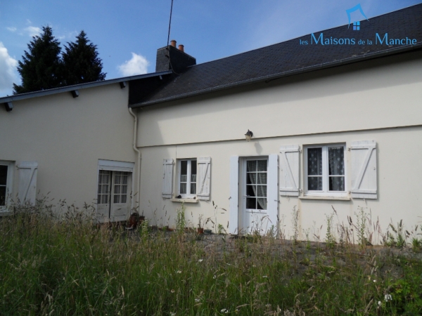 Maison de 130 m² secteur JUVIGNY LE TERTRE (50520) SITUATION CALME ET VERDOYANTE