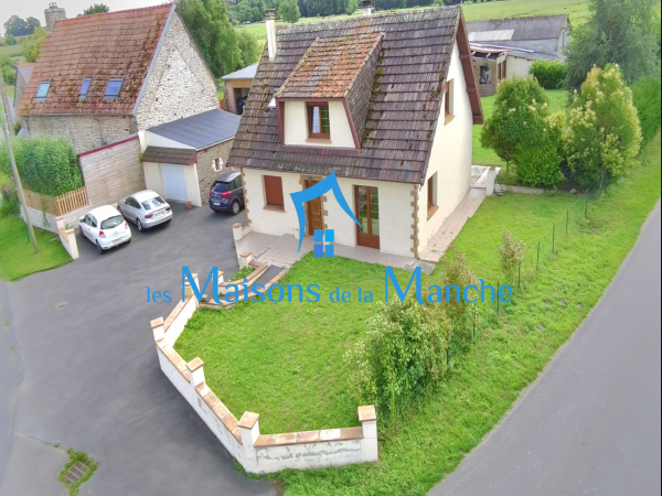 Maison pleine de charme à Poilley, emplacement idéal, cadre paisible