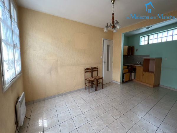 Immeuble de trois appartements