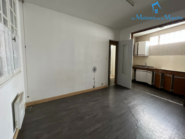 Immeuble de trois appartements