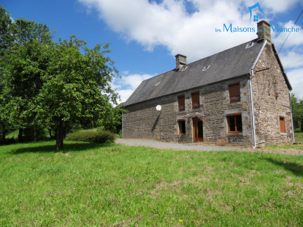 Maison en pierre de 106 m² proximité bourg de tous commerces