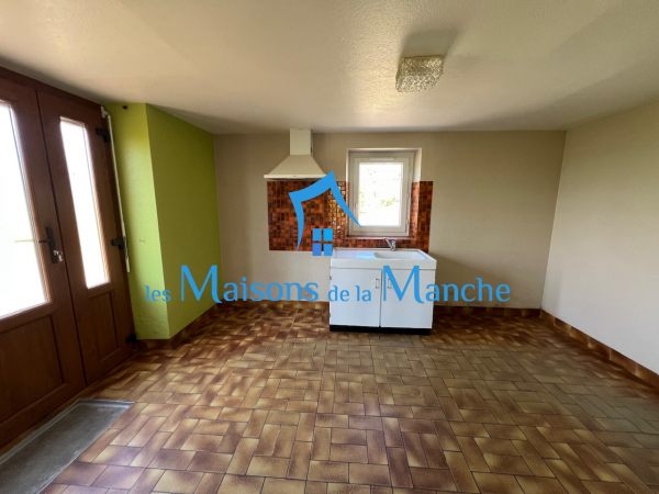 Maison 120m2 + bâtiment annexe 164m2