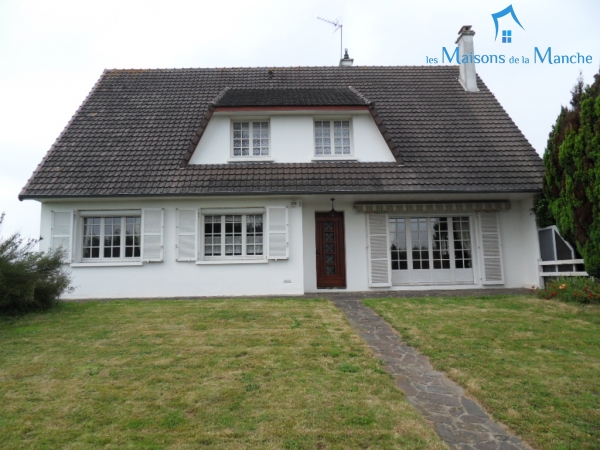 Maison de type pavillon de 168 m² + sous sol de 91 m² entre BRECEY et AVRANCHES