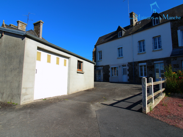Maison de 94 m² dans centre ville de BRECEY