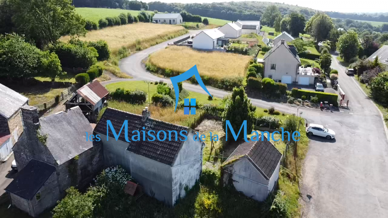 Maison en pierre proche commerces secteur Brécey (50370)