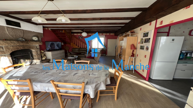 Maison 5 Pièces + 3HA à Brécey