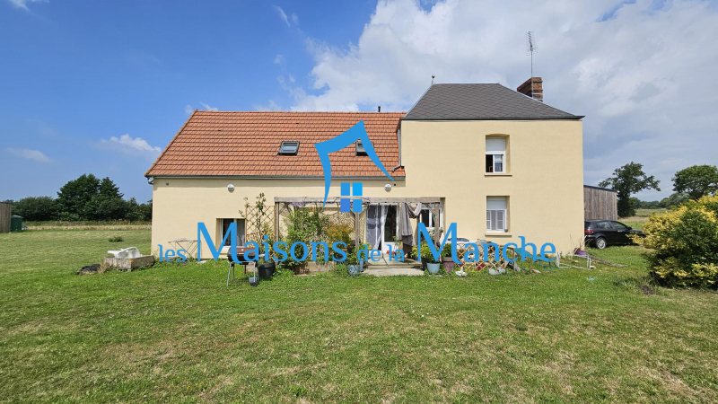 Ensemble immobilier rare à Précey, au calme, en bout d'impasse – Proche Mont-Saint-Michel