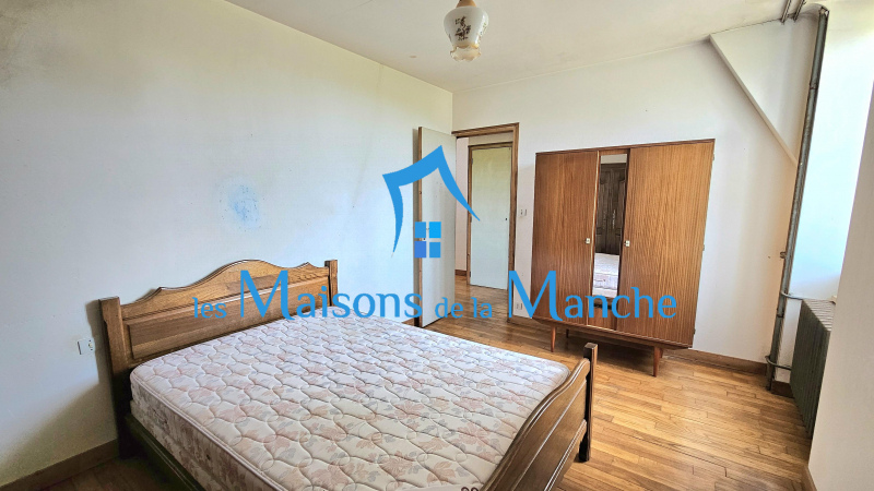 Ancienne ferme au calme - Fort potentiel- Proche Saint james