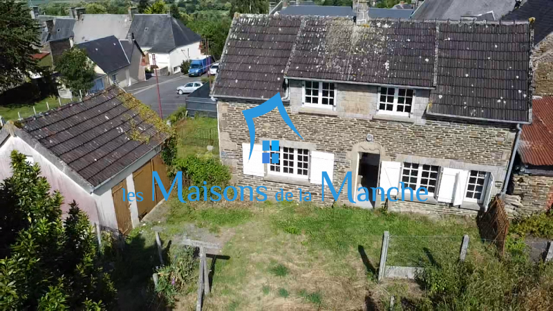 Maison en pierre proche commerces secteur Brécey (50370)