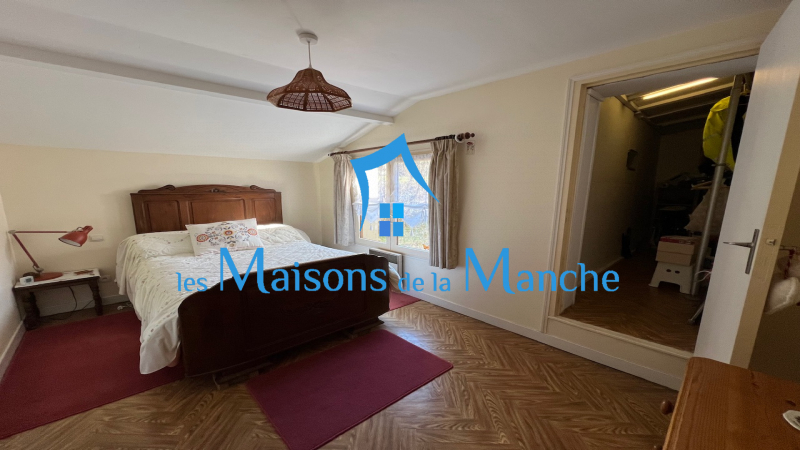 Superbe longère entièrement rénovée secteur Brécey (50370)