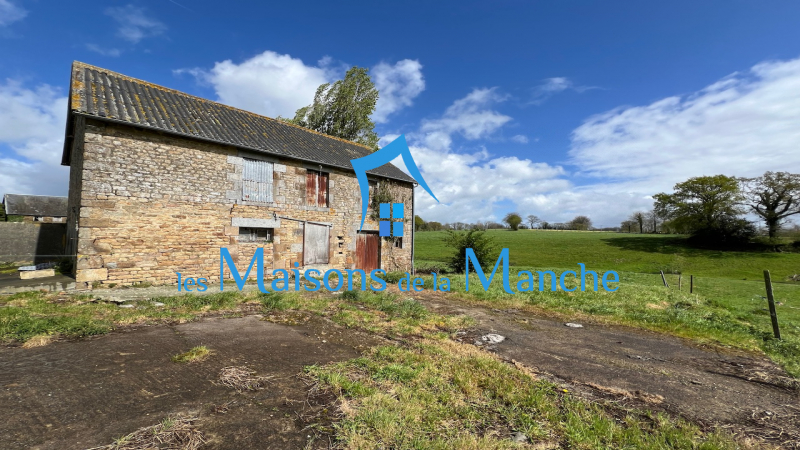 Bâtiment en pierre avec 1500 m²