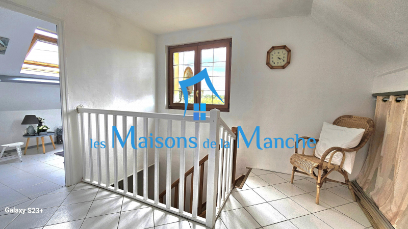 Maison pleine de charme à Poilley, emplacement idéal, cadre paisible
