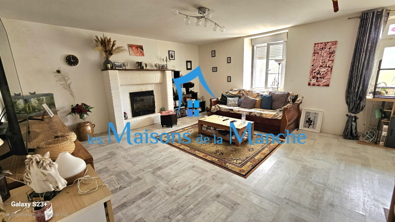 Ensemble immobilier rare à Précey, au calme, en bout d'impasse – Proche Mont-Saint-Michel