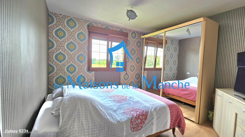 Maison pleine de charme à Poilley, emplacement idéal, cadre paisible