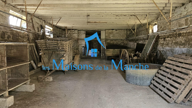 Ancienne ferme au calme - Fort potentiel- Proche Saint james