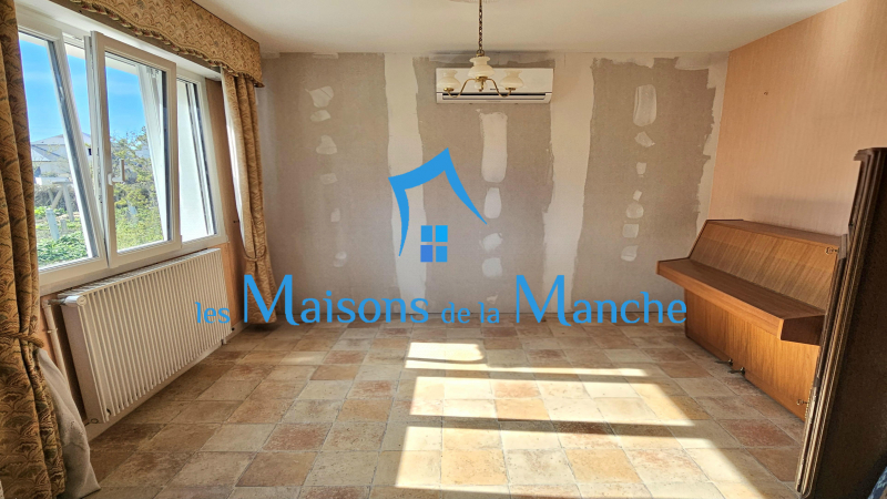 Maison familiale et lumineuse avec jardin, terrasse et sous-sol - Ponts 50300