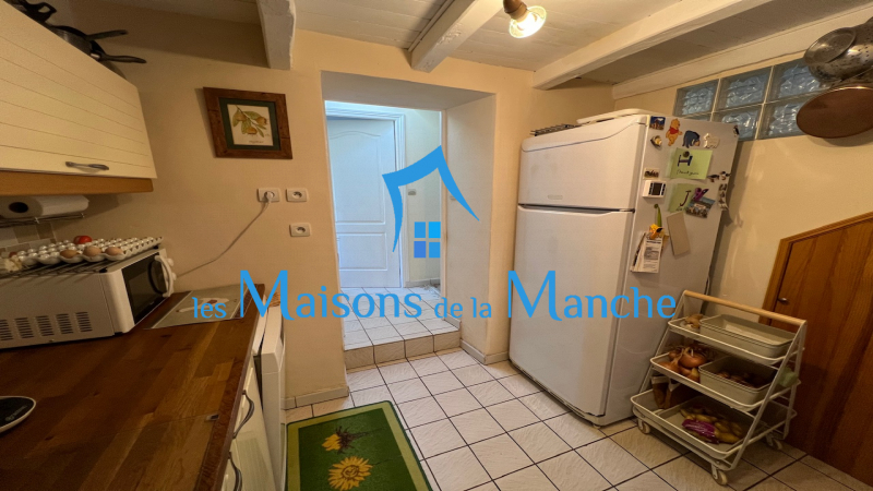 Superbe longère entièrement rénovée secteur Brécey (50370)