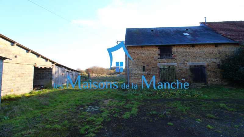 Ancien corps de ferme nombreuses dépendances