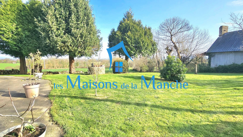 Longère normande avec gîte et appartement à la campagne – Proche Brécey – Calme & terrain arboré de près de 2700 m²