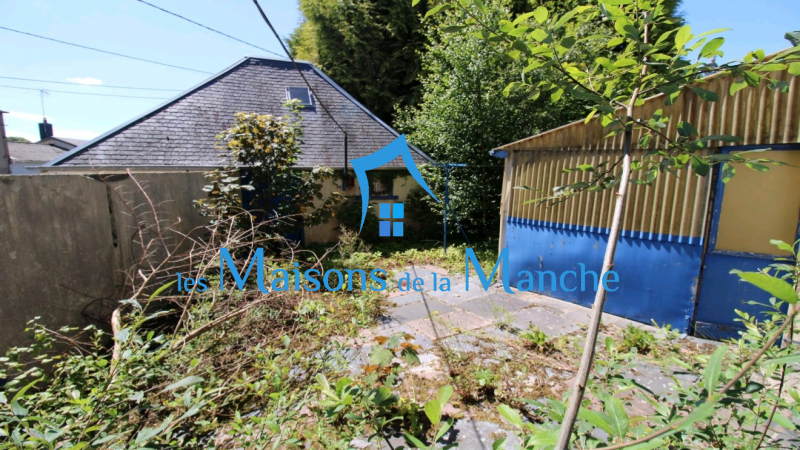 Maison de 143 m² dans un bourg aux environs de SAINT POIS