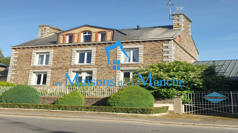 Maison 8 pièces 161m2 (trois appartements) à Brécey