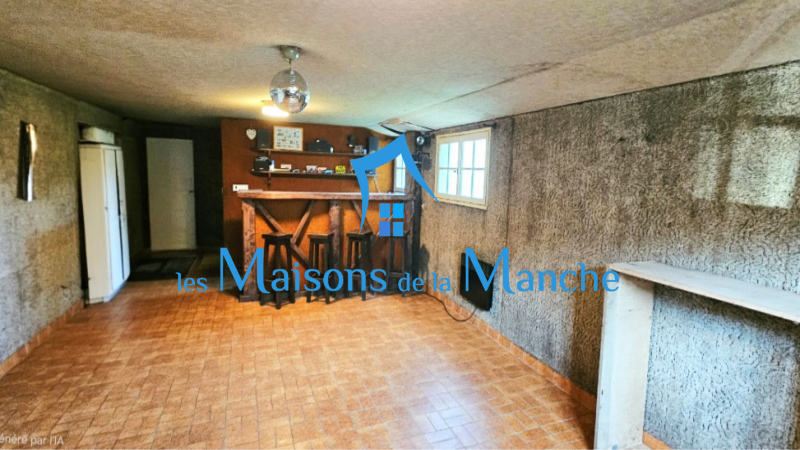 Maison familiale 7 pièces – 171 m² habitables (213 m² exploitable) – Terrain 4 400 m² – Sous-sol complet – Proche Saint Hilaire du Harcouët