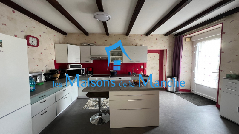 Maison 5 Pièces + 3HA à Brécey