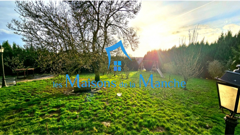 Maison familiale 7 pièces – 171 m² habitables (213 m² exploitable) – Terrain 4 400 m² – Sous-sol complet – Proche Saint Hilaire du Harcouët